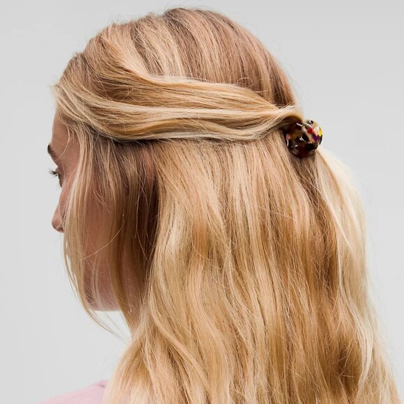 Lululemon Small Claw Hair Clips - Picture 2 of 2